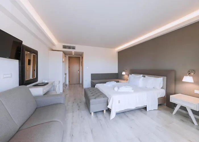 דירה Palacio Del Sol Luxury נאפפליו