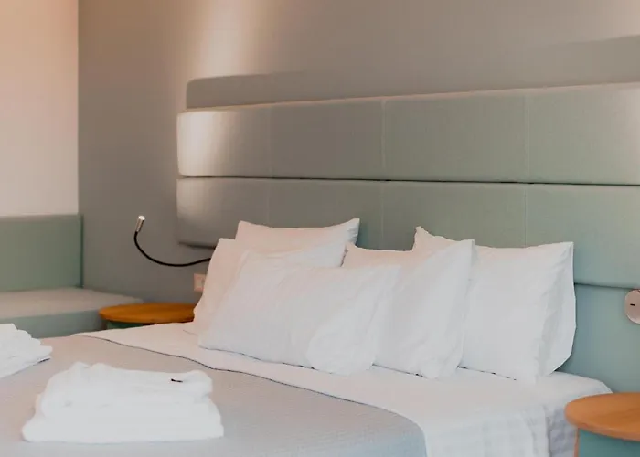 Palacio Del Sol Luxury נאפפליו